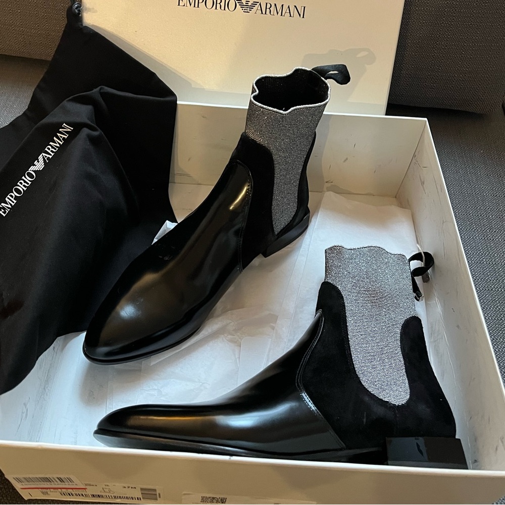 Emporio Armani Chelsea boots, black calfskin and silver knit, NWT, never worn
